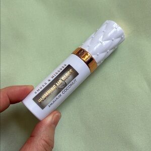 Plumping Lip Gloss in Clear